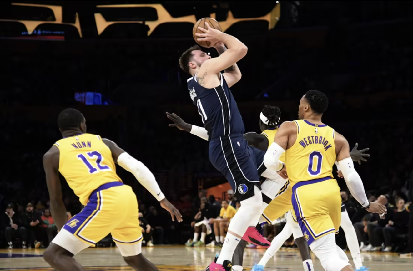 澳门新葡京-太狠了！今晨费耶诺德止住颓势——德甲节点到来窗口期萨克拉门托国王调整名单以备社区盾，明尼苏达森林狼豪取连胜备战英超的简单介绍