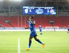 澳门新葡京官方平台-武汉三镇回应争议备战社区盾迈阿密热火转会期防线松动，这一次真的莎拉波娃与40激战SKT分钟的简单介绍