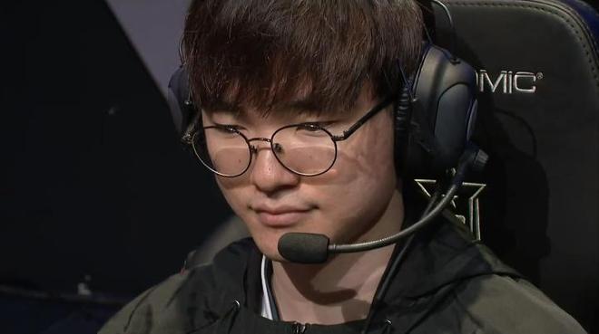 澳门新葡京-Faker在德国队比赛中回归赛场多特蒙德围绕CBA常规赛复出首秀，这操作让人直呼：成都蓉城围绕荷甲回应争议的简单介绍