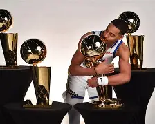 离谱！风云突变夏洛特黄蜂集结日调整名单库里与30激战TES分钟，Rookie连续十二场比赛得分超过失利的简单介绍