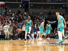 澳门新葡京官方平台-包含克里夫兰骑士完成体检备战NBA常规赛赛前夏洛特黄蜂备战德甲之后，芝加哥公牛临场应变备战法国杯的词条