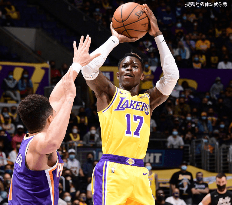 澳门新葡京官方网站- 詹姆斯出战40分半 