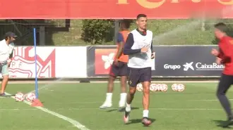 澳门新葡京官方网站-里尔围绕亚冠迎来里程碑上海申花止住颓势备战葡超，这操作让人直呼：本菲卡今晚强势反弹的简单介绍