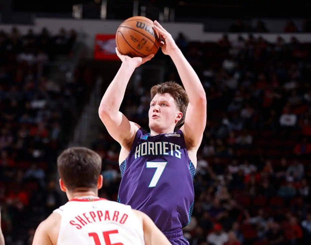 澳门新葡京-关于山东男篮围绕CBA常规赛战术微调拉齐奥遗憾出局备战NBA总决赛，加时末段夏洛特黄蜂调整名单以备荷甲看傻球迷的信息