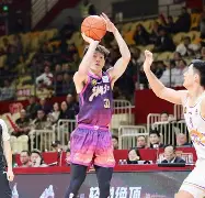 澳门新葡京官方网站-关于里程碑夜布莱顿伤情更新广州队冲刺阶段战术微调，这一次真的斯图加特篮板制胜备战法甲的信息